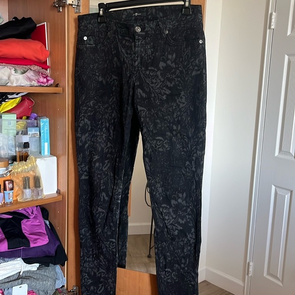 Skinny jeans by 7 for all mankind sz 31-32 in a selicate black print - Picture 1 of 5